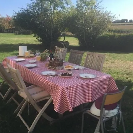 Louroux-de-bouble, 5 Pieces, 10 Personnes - Fr-1-489-310